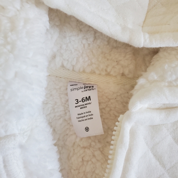 Carter's Matching Sets Size 6M - Picture 7 of 7